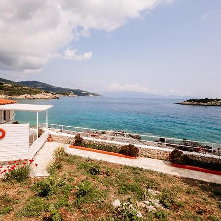 Floreika Studio By The Sea Skinaria ภายนอก รูปภาพ