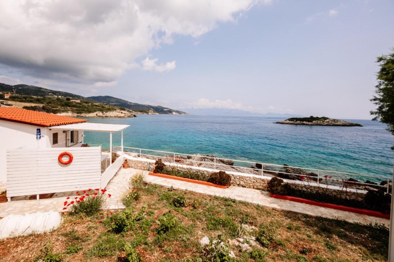 Floreika Studio By The Sea Skinaria ภายนอก รูปภาพ