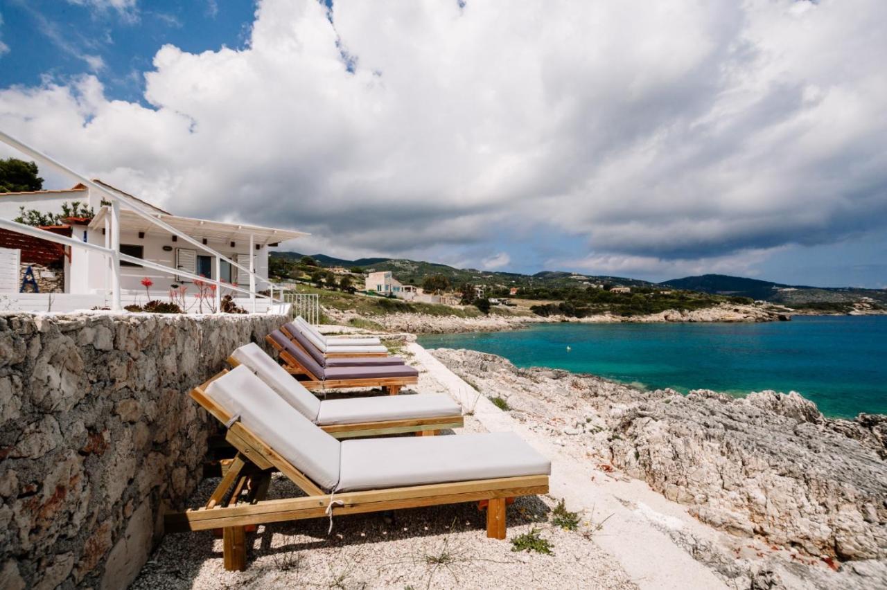 Floreika Studio By The Sea Skinaria ภายนอก รูปภาพ