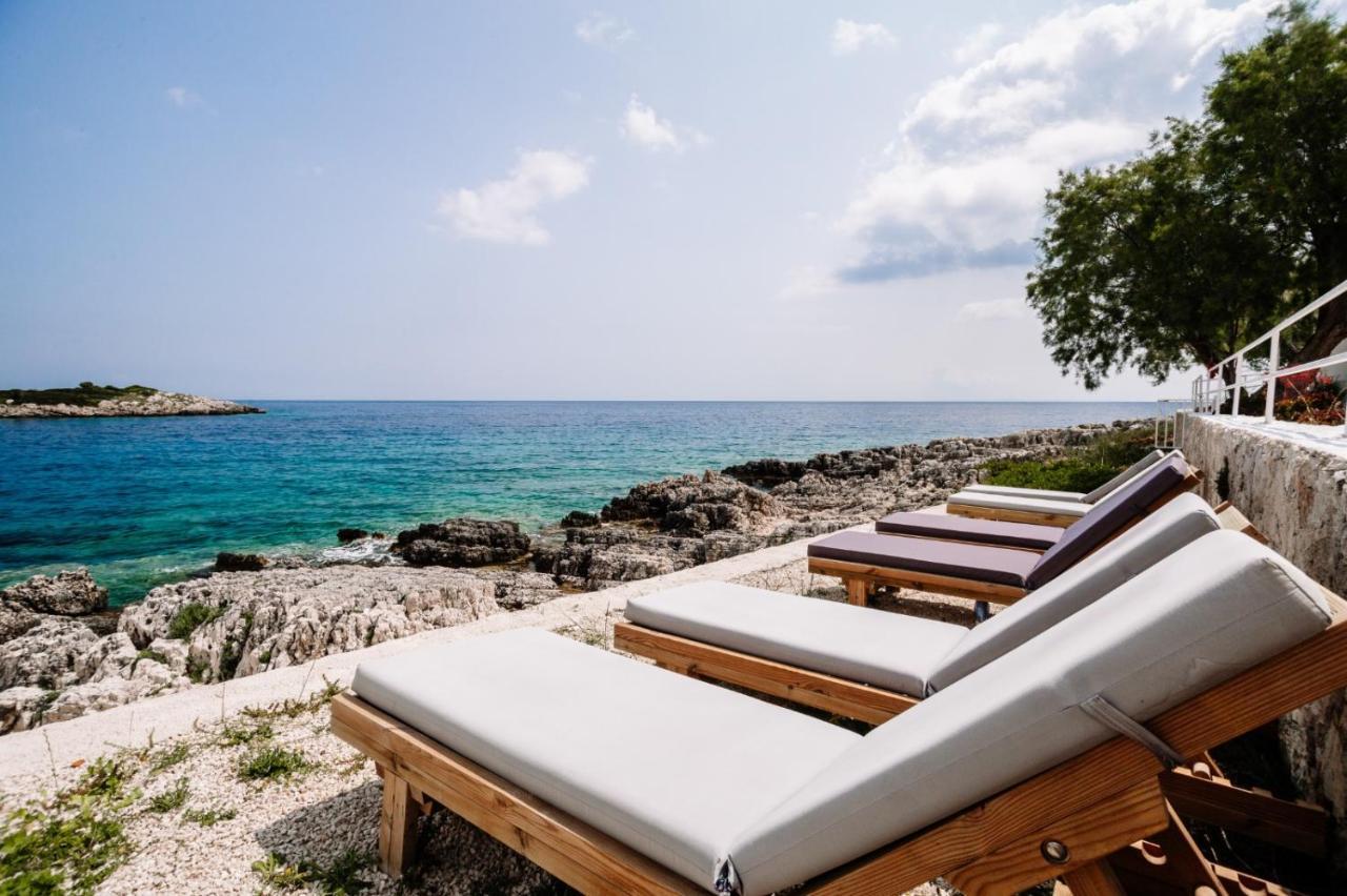 Floreika Studio By The Sea Skinaria ภายนอก รูปภาพ